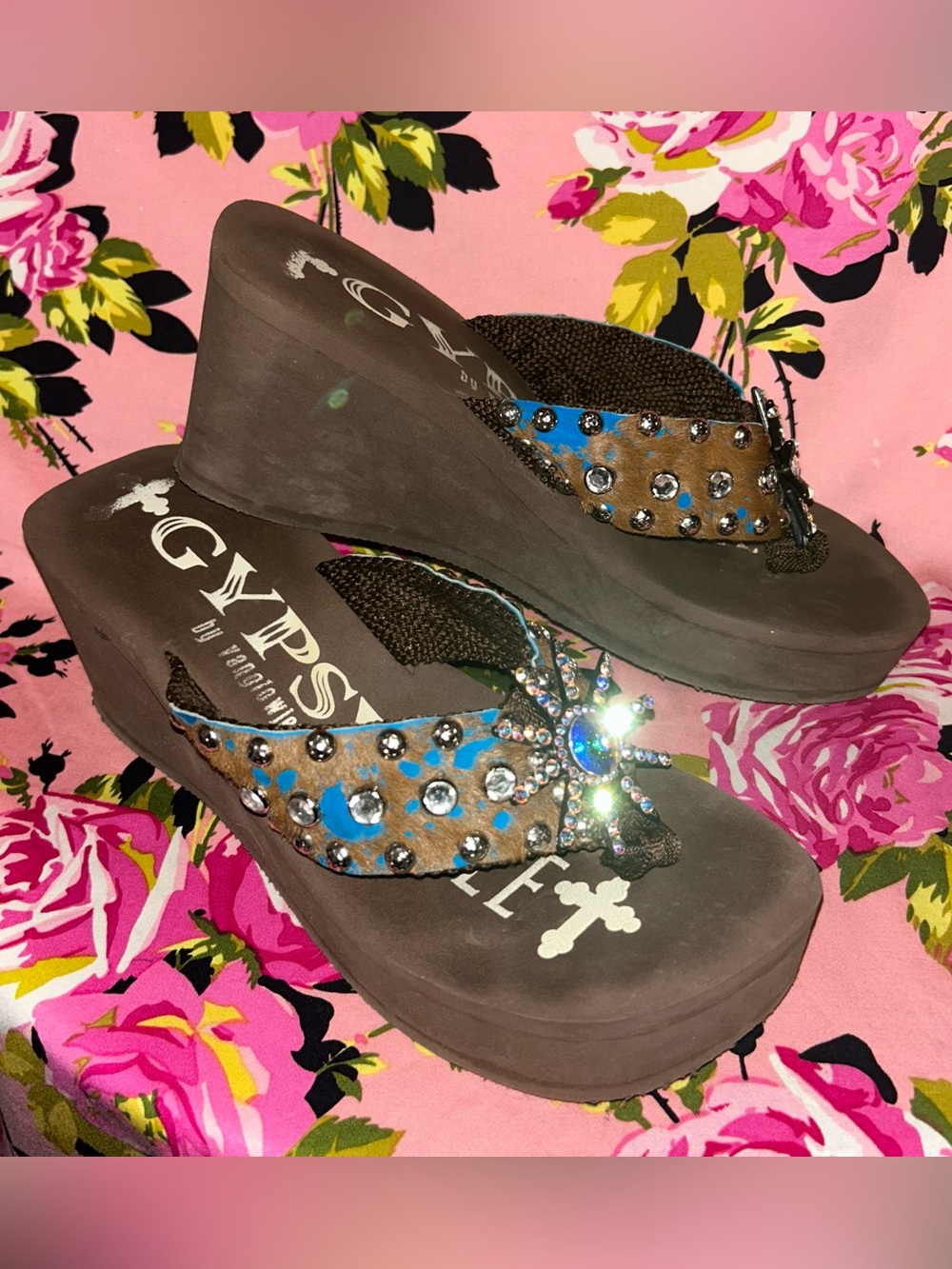 Gypsy soule 3” brown crystal platform sandals flip flops 90’s Y2K vintage shoes